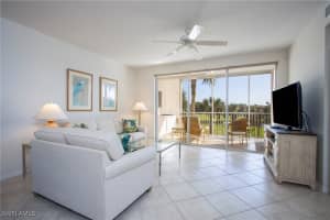 7655 Pebble Creek Circle, Naples, FL 34108 - MLS#224083242