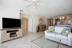 7655 Pebble Creek Circle, Naples, FL 34108 - MLS#224083242