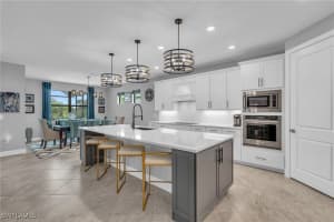 17030 Sunny Lake Court, Alva, FL 33920 Sold 01/29/25