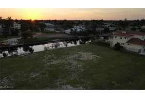 5636 Delido Court, Cape Coral, FL 33904 - MLS#224083358