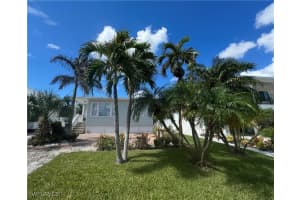 159 Pearl Street, Fort Myers Beach, FL 33931 - MLS#224083464