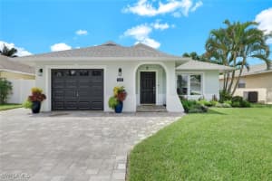 568 101st Ave N, Naples, FL 34108, Sold 11/06/24