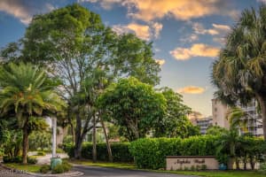15171 Cedarwood Lane, Naples, FL 34110 Sold 12/27/24