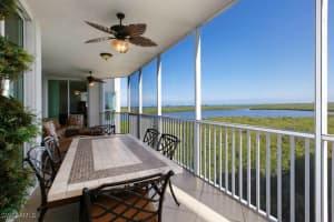 295 Grande Way 505, Naples