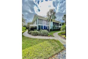 744 Wedge Drive, Naples, FL 34103 Sold 11/22/24