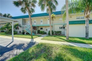 1715 Golf Club Drive, North Fort Myers, FL 33903 Sold 04/25/25