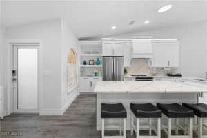 786 Wiggins Bay Drive, Naples, FL 34110 Sold 03/26/25