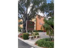 2366 Mall Drive, Fort Myers, FL 33901 Sold 12/12/24