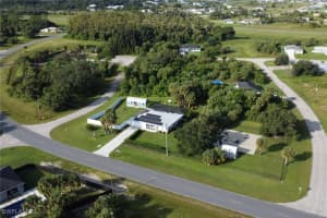 1275 Banner Drive, Labelle, FL 33935 Sold 12/16/24