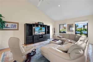 4631 Landings Drive, Fort Myers, FL 33919 Sold 03/31/25