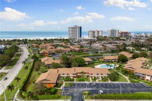 14 Manor Ter 9-106, Marco Island