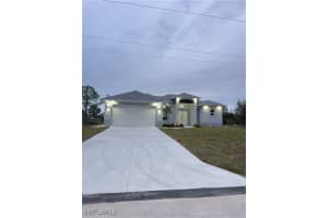 1103 Pine Avenue, Lehigh Acres, FL 33972 Sold 01/31/25
