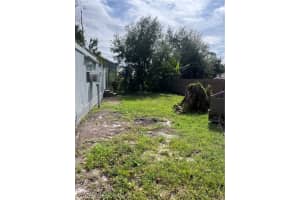 275 Ellis Street, North Fort Myers, FL 33903 Sold 12/17/24