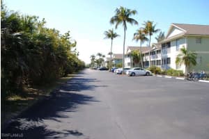 2840 Gulf Drive, Sanibel, FL 33957 Sold 04/11/25