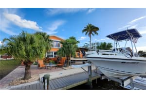 2602 Bayshore Drive, Cape Coral, FL 33993 Sold 04/04/25