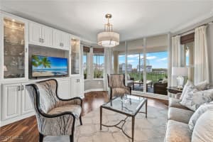 315 Dunes Boulevard, Naples, FL 34110 Sold 03/18/25