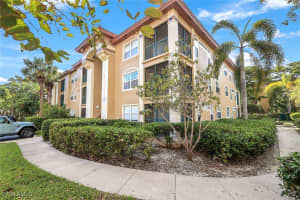 8960 Colonnades Court, Bonita Springs, FL 34135 Sold 01/28/25