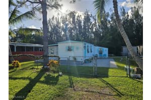 110 Moon Bay Street, Naples, FL 34114 Sold 12/06/24