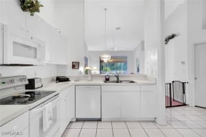 5233 Whitten Drive, Naples, FL 34104 - MLS#224084337