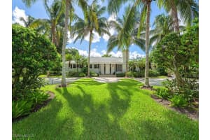 206 1st Avenue, Naples, FL 34102 - MLS#224084367