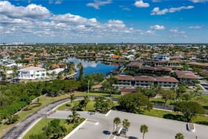 440 Seaview Court, Marco Island, FL 34145 Sold 05/30/25