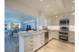 271 1st Avenue, Naples, FL 34102 - MLS#224084375