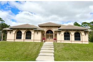 461 33rd Ave Ne, Naples