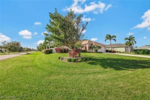 1722 18th Street, Cape Coral, FL 33991 Sold 03/31/25