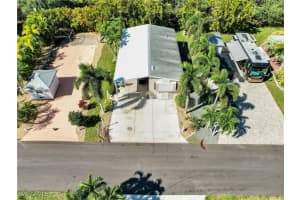 5830 Maplewood Court, Fort Myers, FL 33905 Sold 04/07/25