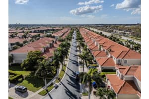 9220 Belleza Way, Fort Myers, FL 33908 Sold 12/09/24