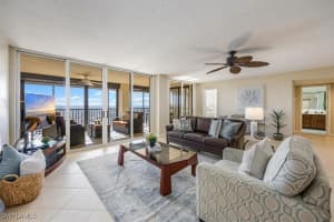 5601 Turtle Bay Drive, Naples, FL 34108 Sold 04/25/25