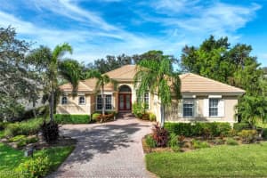 8921 Crown Colony Blvd, Fort Myers