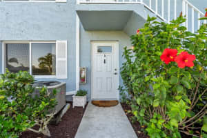 272 Palm Drive, Naples, FL 34112 Sold 12/12/24