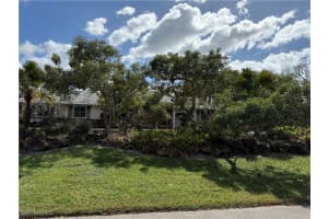 1248 Lastrada Lane, Naples, FL 34103 Sold 01/09/25