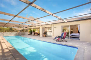 1039 Cardinal St, Naples