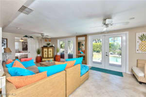253 Viking Way, Naples, FL 34110 Sold 07/18/25