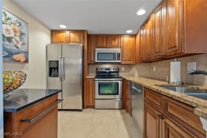 380 Seaview Court, Marco Island, FL 34145 - MLS#224084899