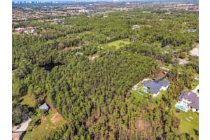 6732 SANDALWOOD Lane, Naples, FL 34109 Sold 01/28/25