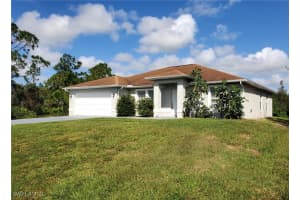 443 Raymer Street, Lehigh Acres, FL 33974 Sold 12/05/24