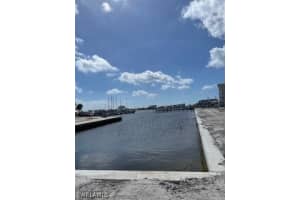19281 San Carlos Boulevard, Fort Myers Beach, FL 33931 Sold 01/03/25