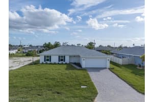 926 12th Terrace, Cape Coral, FL 33909 Sold 03/14/25