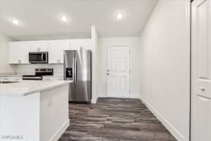 926 12th Terrace, Cape Coral, FL 33909 Sold 03/14/25