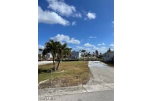 17701 Peppard Drive, Fort Myers Beach, FL 33931 Sold 04/30/25