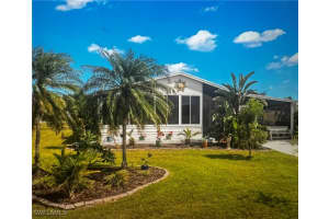 26276 Queen Mary Lane, Bonita Springs, FL 34135 Sold 03/04/25