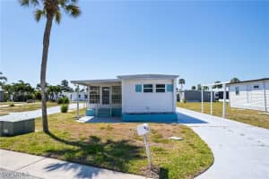 11371 Bayside Boulevard, Fort Myers Beach, FL 33931 Sold 01/28/25