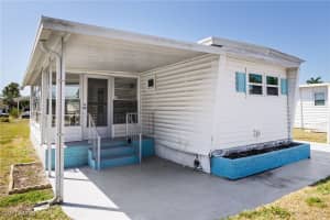11371 Bayside Boulevard, Fort Myers Beach, FL 33931 Sold 01/28/25