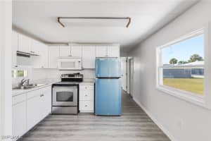 11371 Bayside Boulevard, Fort Myers Beach, FL 33931 Sold 01/28/25