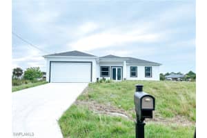 4700 Hanna Avenue, Lehigh Acres, FL 33976 Sold 04/30/25