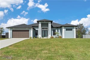 2405 Nw 15th St, Cape Coral