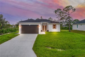 3003 32nd Street, Lehigh Acres, FL 33971 Sold 12/18/24